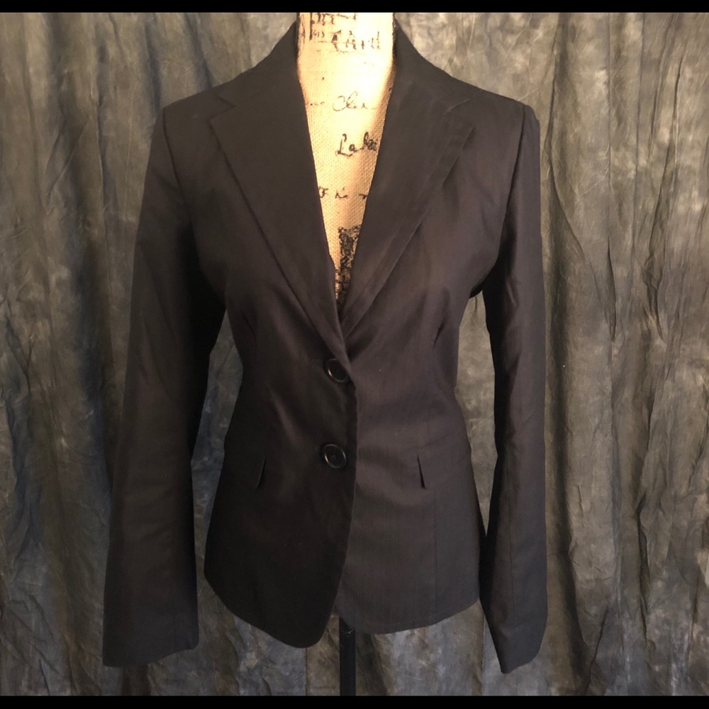 Gorgeous midnight blue blazer